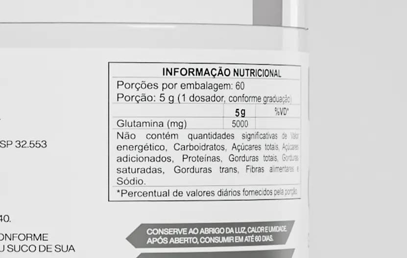 Verso do pote de Glutalife: tabela nutricional